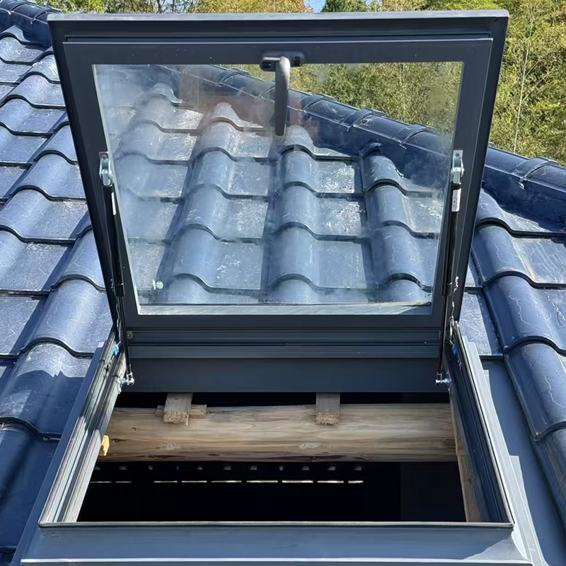 Manual Skylight (Confirmaverunt Ventus repugnans Frame)